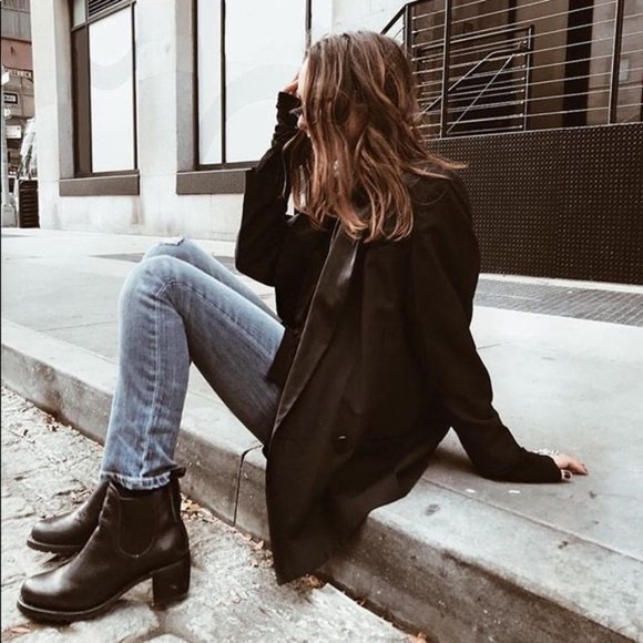 Frye Stella Chelsea Short Cognac Leather AnkleBoot - Picture 15 of 16